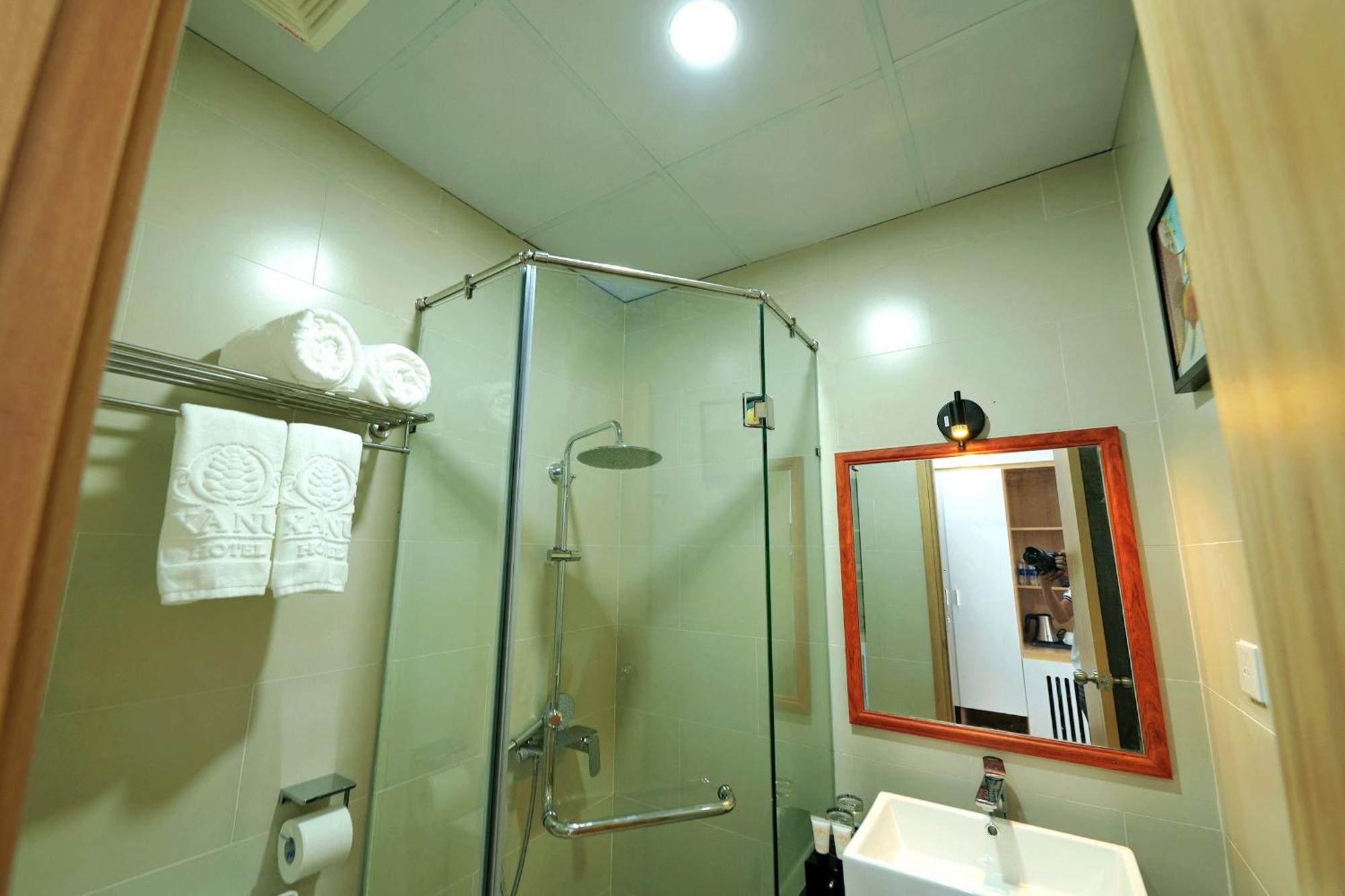 Hotel Khach San Xa Nu à Kon Tum Extérieur photo