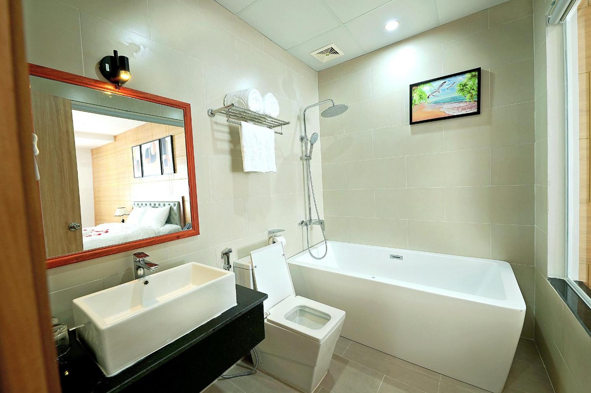Hotel Khach San Xa Nu à Kon Tum Extérieur photo